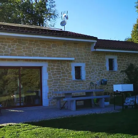 Avec Le Confort Dans Le Livradois Forez