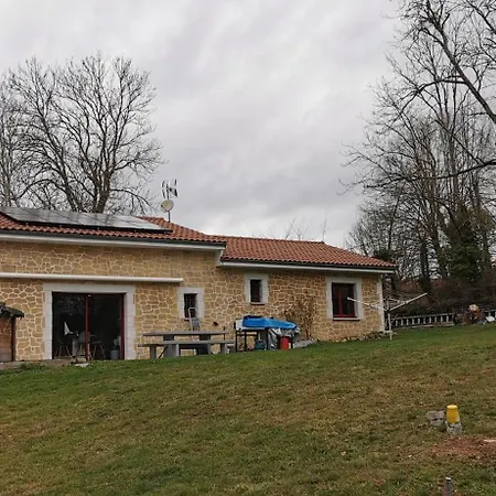 Villa Avec Le Confort Dans Le Livradois Forez Saint-Genes-la-Tourette